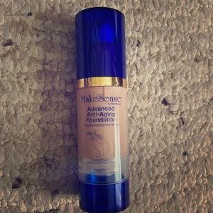 Senegence MakeSense anti-aging foundation almond